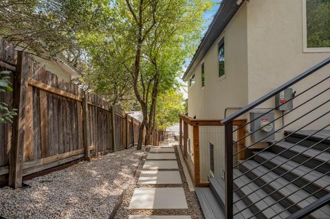 Tiny photo for 2812 Oak Springs DR #2, Austin, TX 78702 (MLS # 1118002)