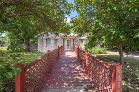 Photo of 4616 E Cesar Chavez ST, Austin, TX 78702 (MLS # 5025662)