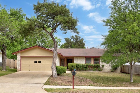 Photo of 2110 Trede DR, Austin, TX 78745 (MLS # 5204727)