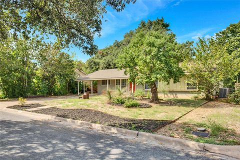 Photo of 1616 Ashberry DR, Austin, TX 78723 (MLS # 9103955)