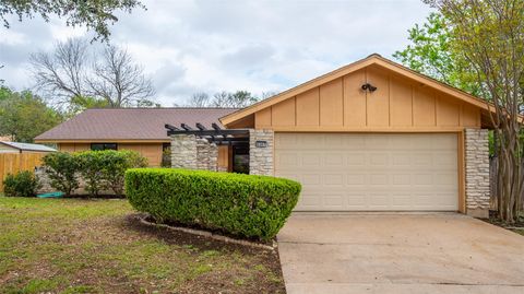 Photo of 5307 Presidio RD, Austin, TX 78745 (MLS # 6030863)
