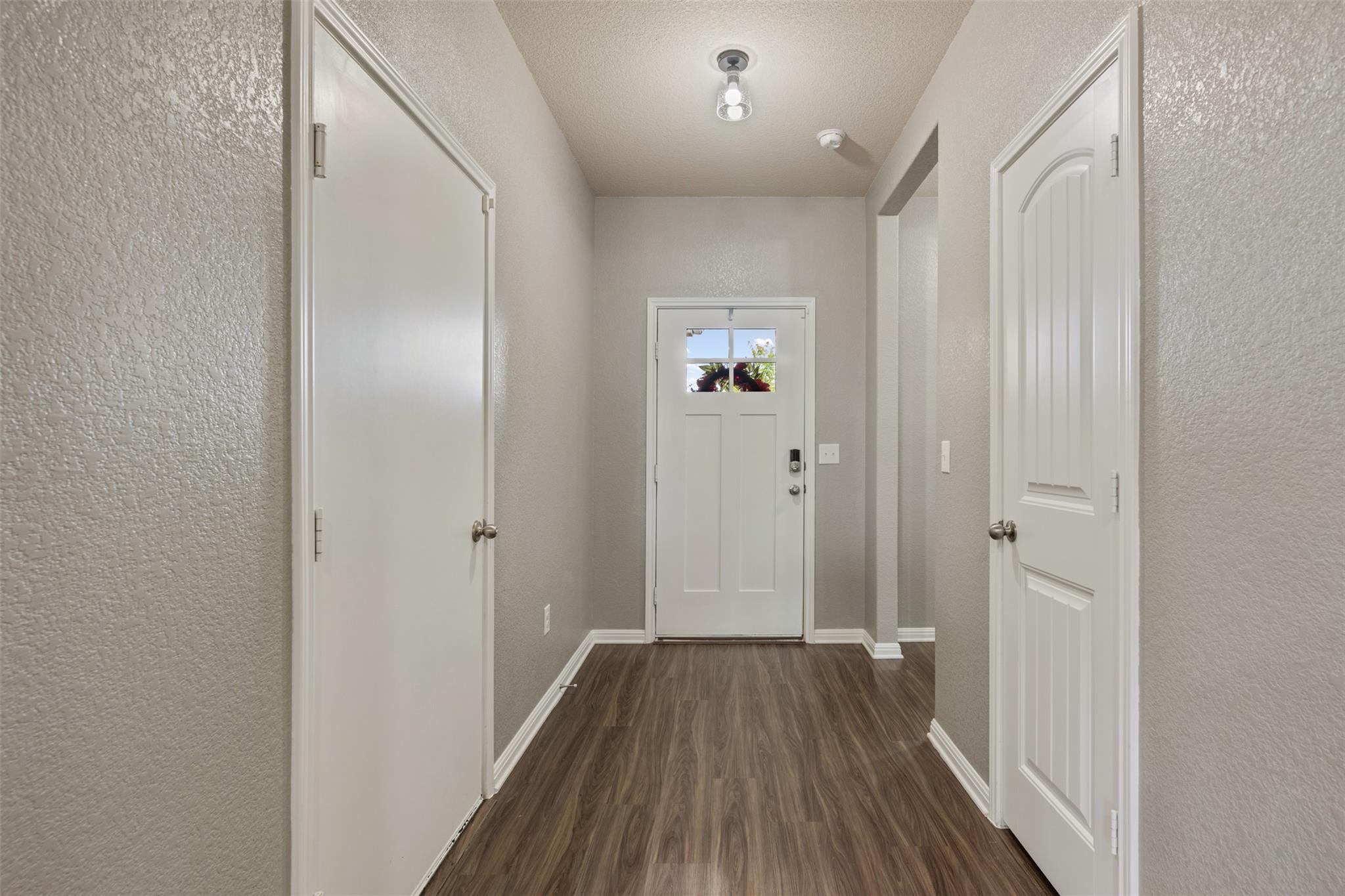 316 Shiner LN