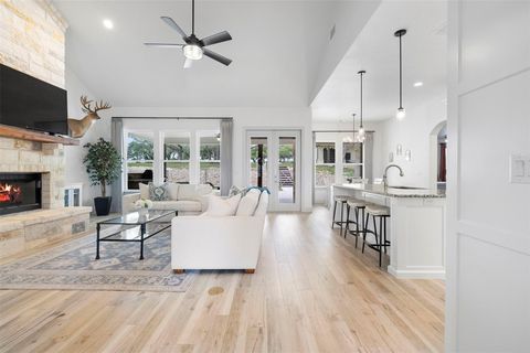 275 Axis CIR Fredericksburg TX 78624