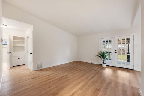 Tiny photo for 4605 Brassiewood DR, Austin, TX 78744 (MLS # 5436356)