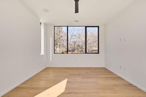 Tiny photo for 2305 Westoak DR, Austin, TX 78704 (MLS # 2881067)