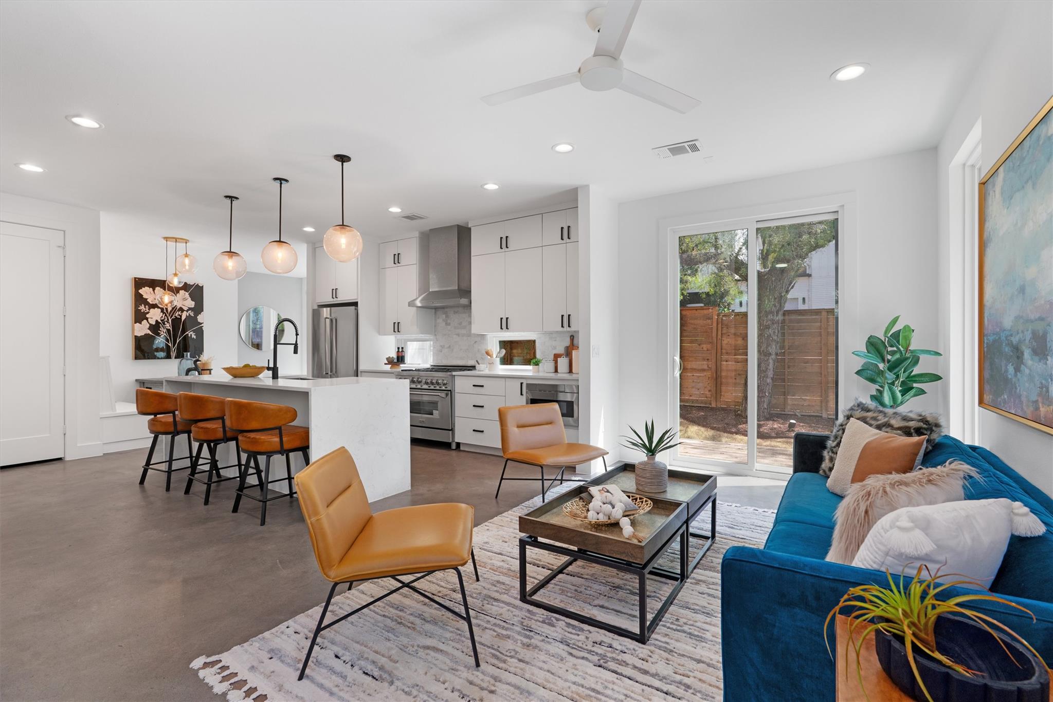 2200 La Casa DR