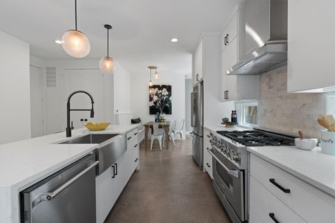 Tiny photo for 2200 La Casa DR, Austin, TX 78704 (MLS # 4042992)