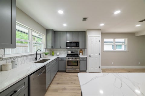 Tiny photo for 7300 Fred Morse DR, Austin, TX 78723 (MLS # 1861007)