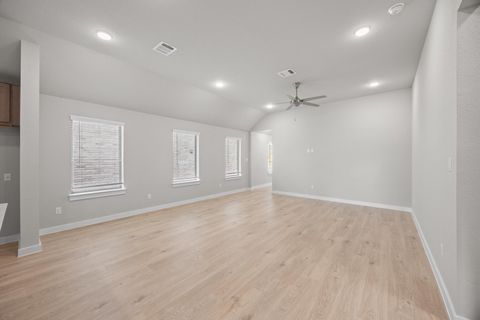 Tiny photo for 8017 Shining Flor RUN, Lago Vista, TX 78645 (MLS # 4749411)