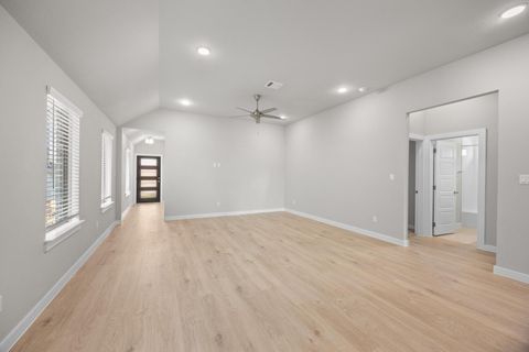 Tiny photo for 8017 Shining Flor RUN, Lago Vista, TX 78645 (MLS # 4749411)