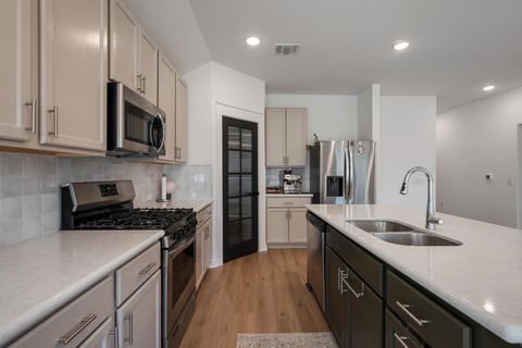 Tiny photo for 15607 Poppy Petal DR, Del Valle, TX 78617 (MLS # 9853449)