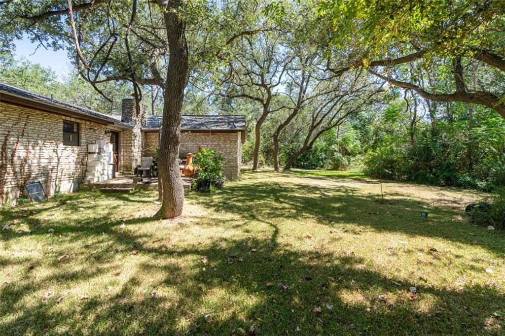 8701 Highway 290 W