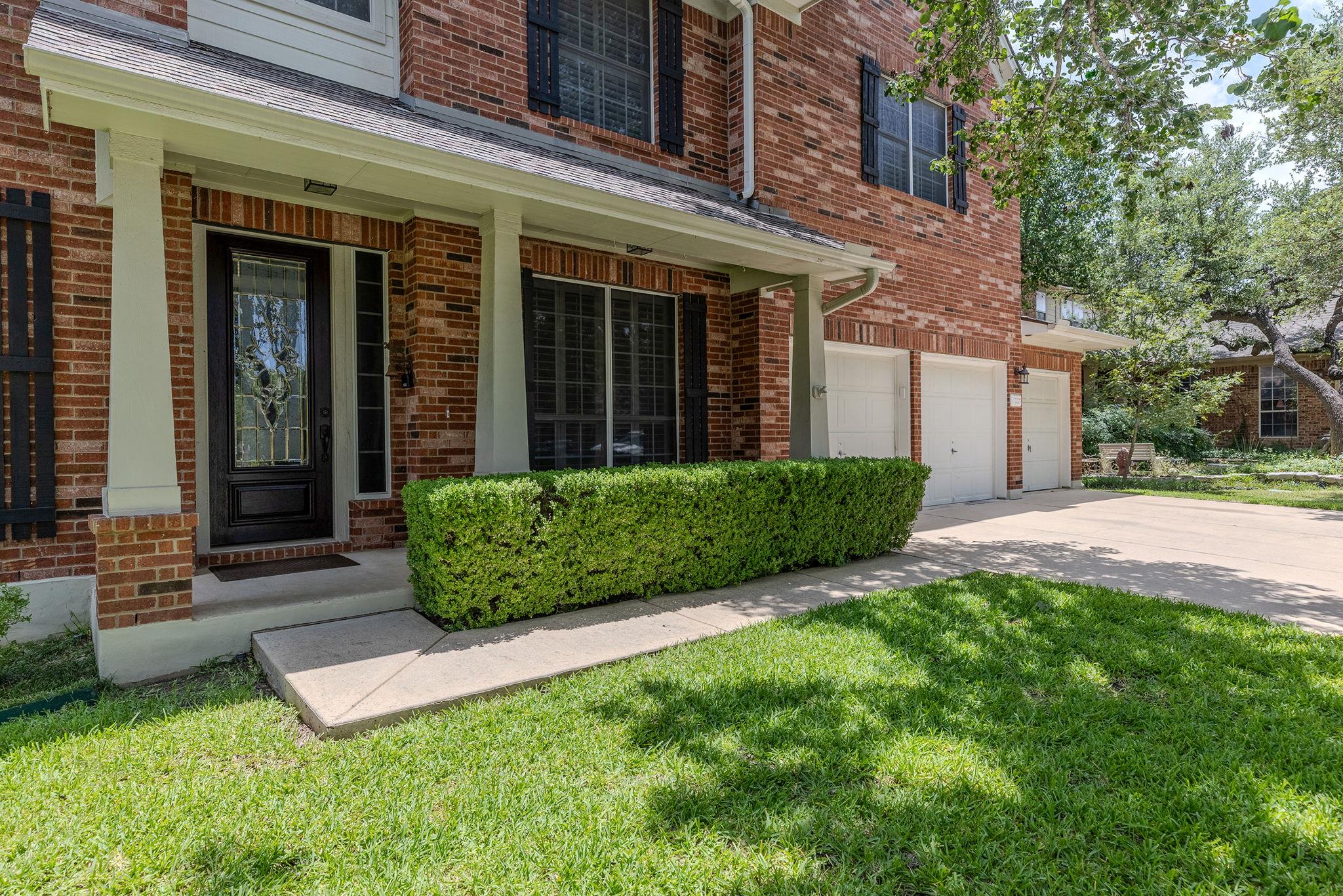 2227 Buena Vista LN
