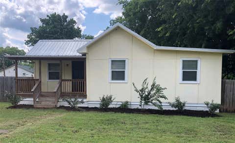 Photo of 206 Lee ST, Smithville, TX 78957 (MLS # 7891420)