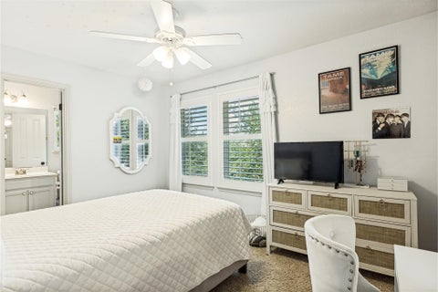 Tiny photo for 3803 Caney Creek RD, Austin, TX 78732 (MLS # 5785168)