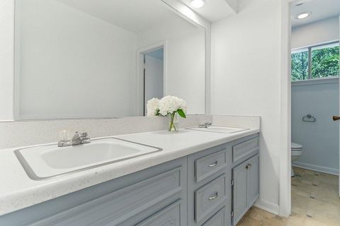 Tiny photo for 2401 Homedale CIR, Austin, TX 78704 (MLS # 5830616)