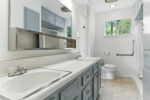 Tiny photo for 2401 Homedale CIR, Austin, TX 78704 (MLS # 5830616)