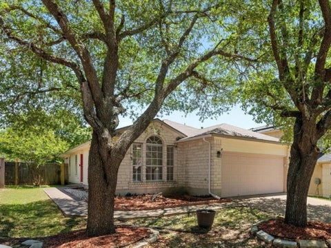 Photo of 17505 Bishopsgate DR, Pflugerville, TX 78660 (MLS # 5135689)