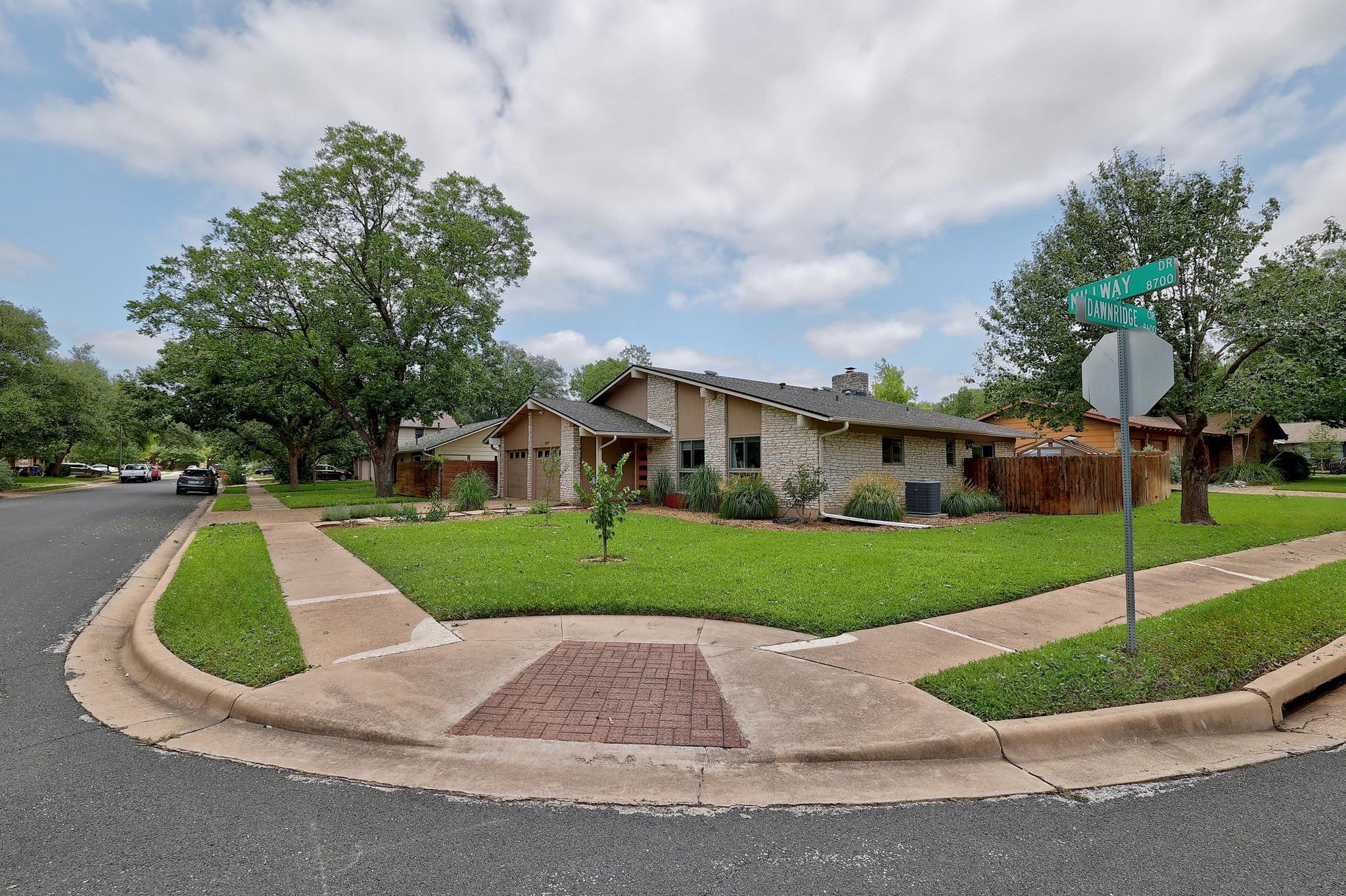 8701 Millway DR