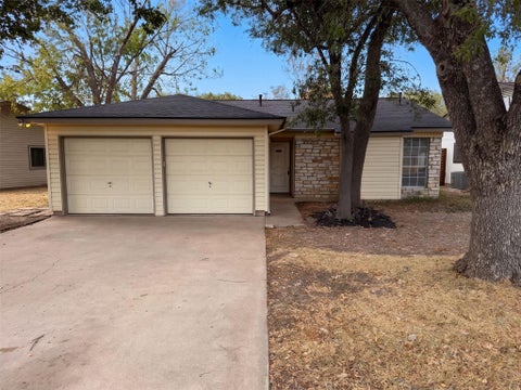 Photo of 3702 Kandy DR, Austin, TX 78749 (MLS # 6909984)