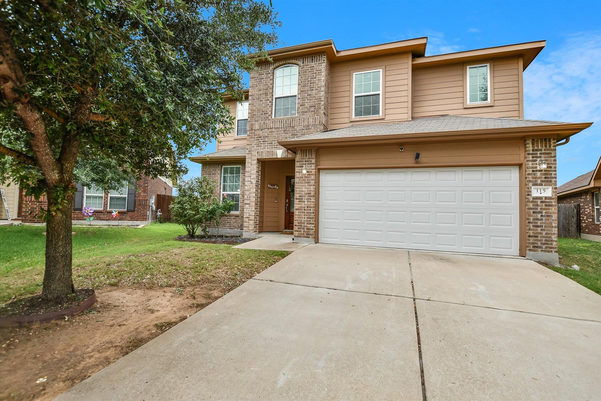 115 Mollie DR