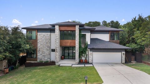 1707 Barn Swallow DR Austin TX 78746