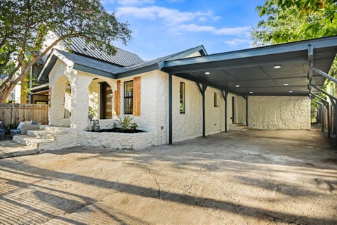 Tiny photo for 2406 Santa Maria ST, Austin, TX 78702 (MLS # 2020597)