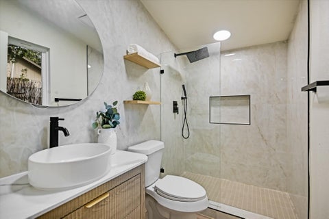 Tiny photo for 2406 Santa Maria ST, Austin, TX 78702 (MLS # 2020597)