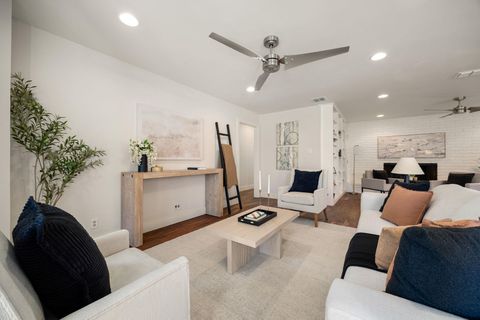 Tiny photo for 3006 Carlisle DR, Austin, TX 78757 (MLS # 2207777)