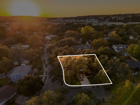Tiny photo for 3006 Carlisle DR, Austin, TX 78757 (MLS # 2207777)