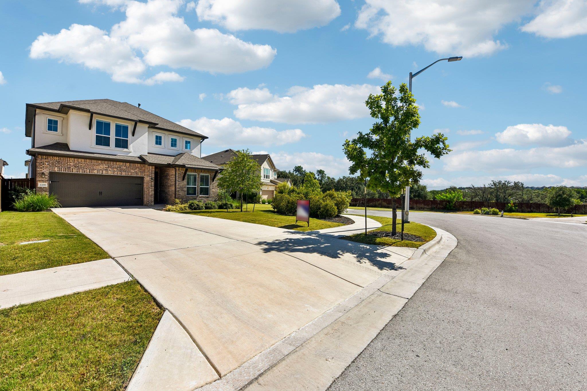 1209 Willie Ranch WAY