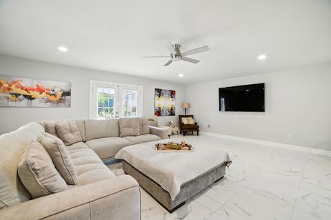 Tiny photo for 3308 Bengston ST, Austin, TX 78702 (MLS # 5084679)