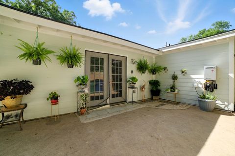 Tiny photo for 3308 Bengston ST, Austin, TX 78702 (MLS # 5084679)