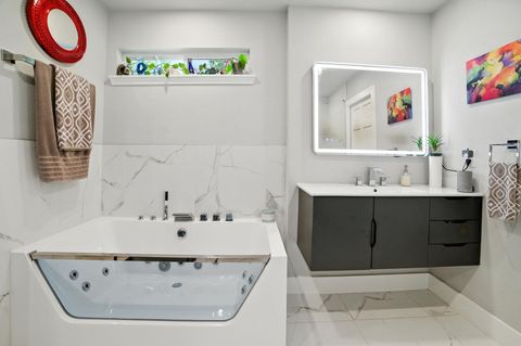 Tiny photo for 3308 Bengston ST, Austin, TX 78702 (MLS # 5084679)