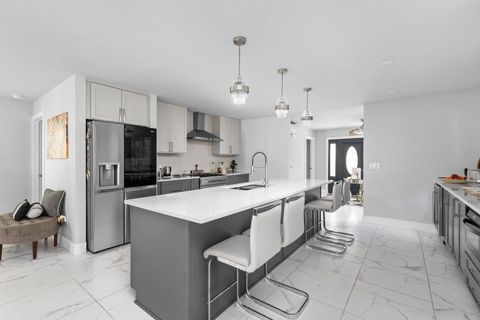 Tiny photo for 3308 Bengston ST, Austin, TX 78702 (MLS # 5084679)