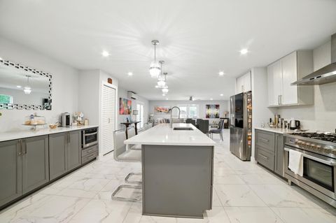 Tiny photo for 3308 Bengston ST, Austin, TX 78702 (MLS # 5084679)