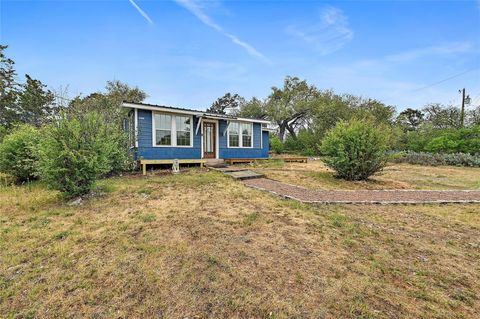 Tiny photo for 18502 E Lakeview DR, Jonestown, TX 78645 (MLS # 3471132)