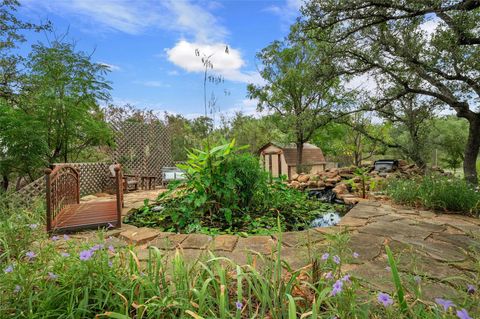 A home in Lago Vista