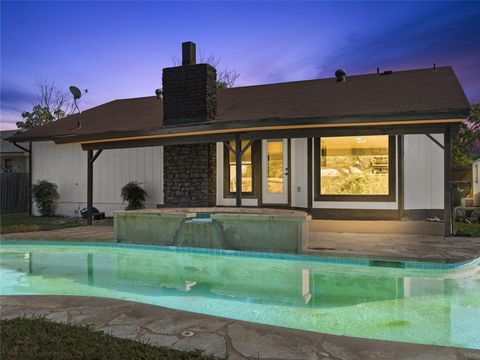 3912 Hillside DR Round Rock TX 78681