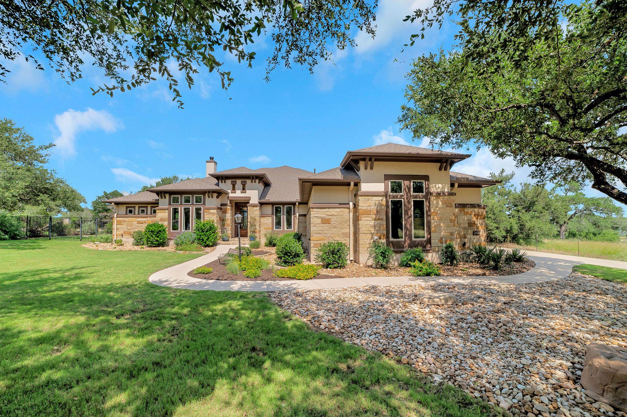 213 Woodland Hills DR