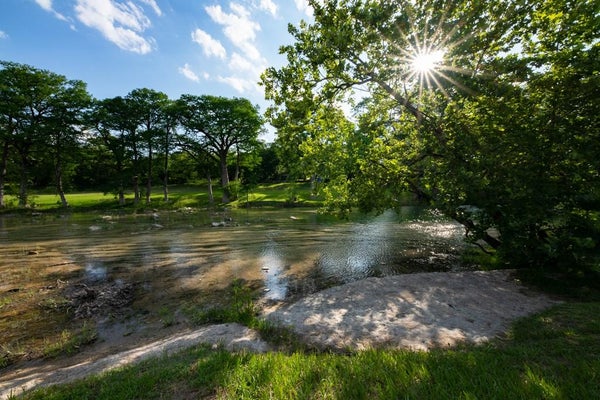 152 SPOKE LN, WIMBERLEY, TX 78676 - Image bba6f897f1bb97e433f4a59b0e09d905/3864419476