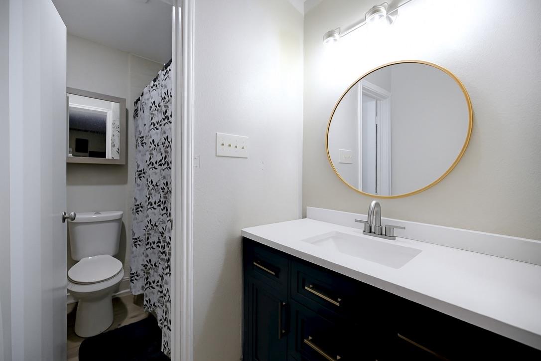 6319 & 6321 Worchester KNL