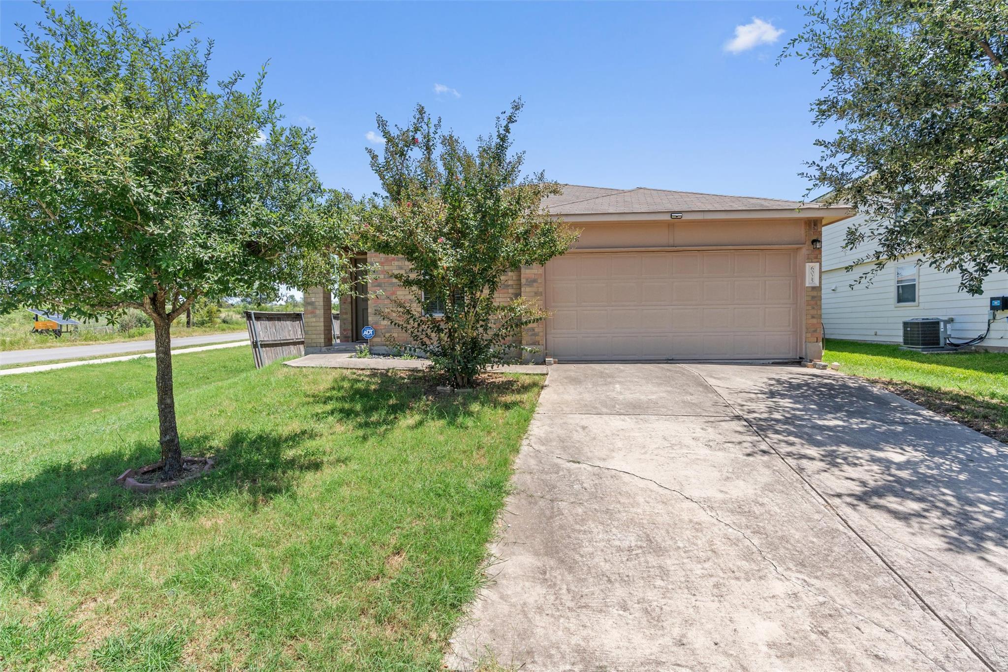 6025 Nelson Oaks DR