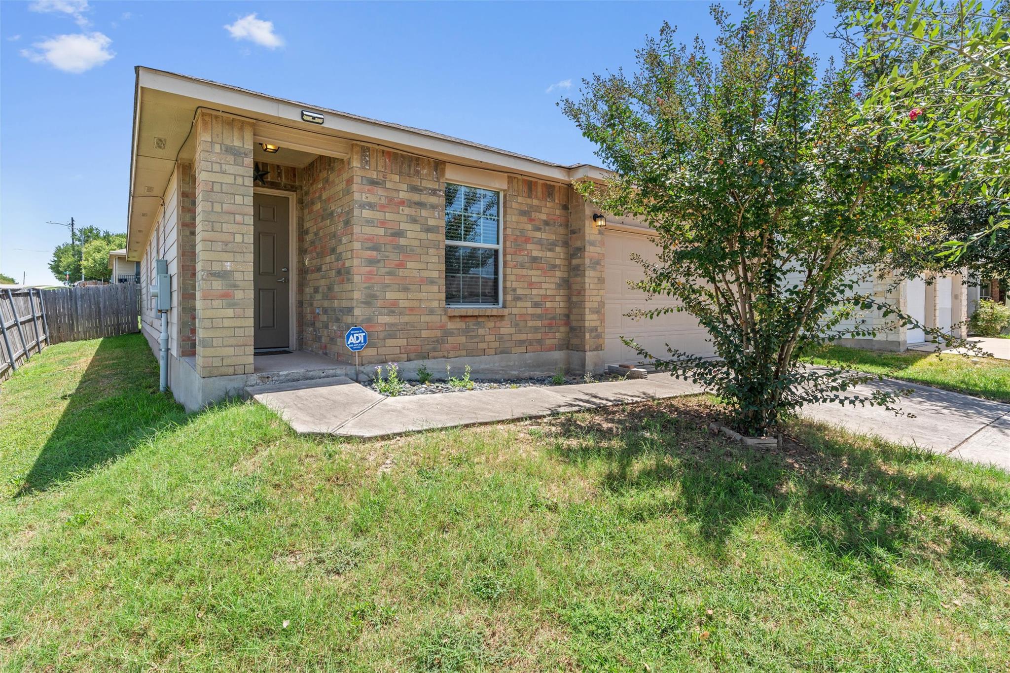 6025 Nelson Oaks DR