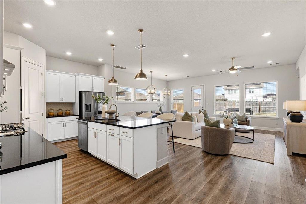 Photo of 908 Knowles DR, Hutto, TX 78634 (MLS # 8382020)