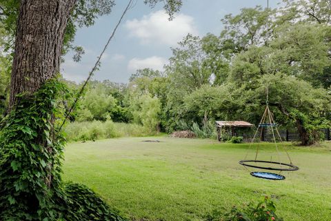 Tiny photo for 4201 Gregg Ward LN, Austin, TX 78744 (MLS # 7298935)