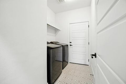 Tiny photo for 9115 Looksee LN, Austin, TX 78744 (MLS # 8402256)