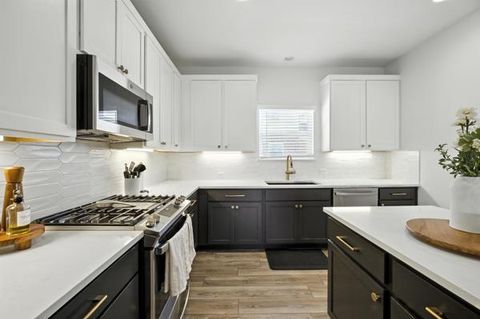 Tiny photo for 9115 Looksee LN, Austin, TX 78744 (MLS # 8402256)