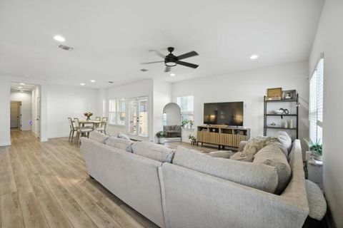 Tiny photo for 9115 Looksee LN, Austin, TX 78744 (MLS # 8402256)