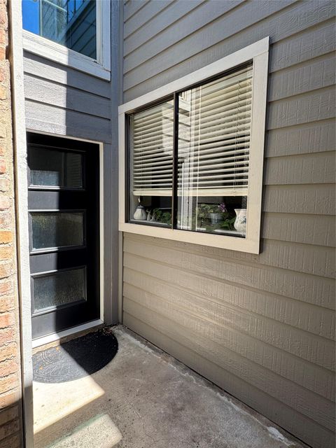 Photo of 8502 Cima Oak LN #A, Austin, TX 78759 (MLS # 6197202)